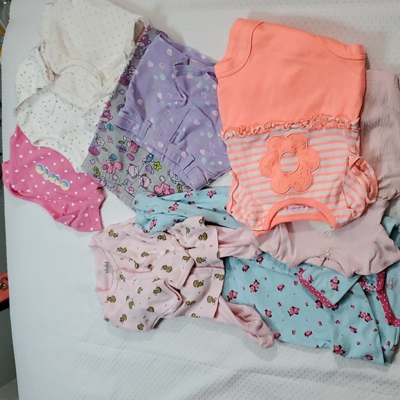 BUNDLE Girl's Clothes - 10 Items - Mixed Brands - Ages 0-3 Mo